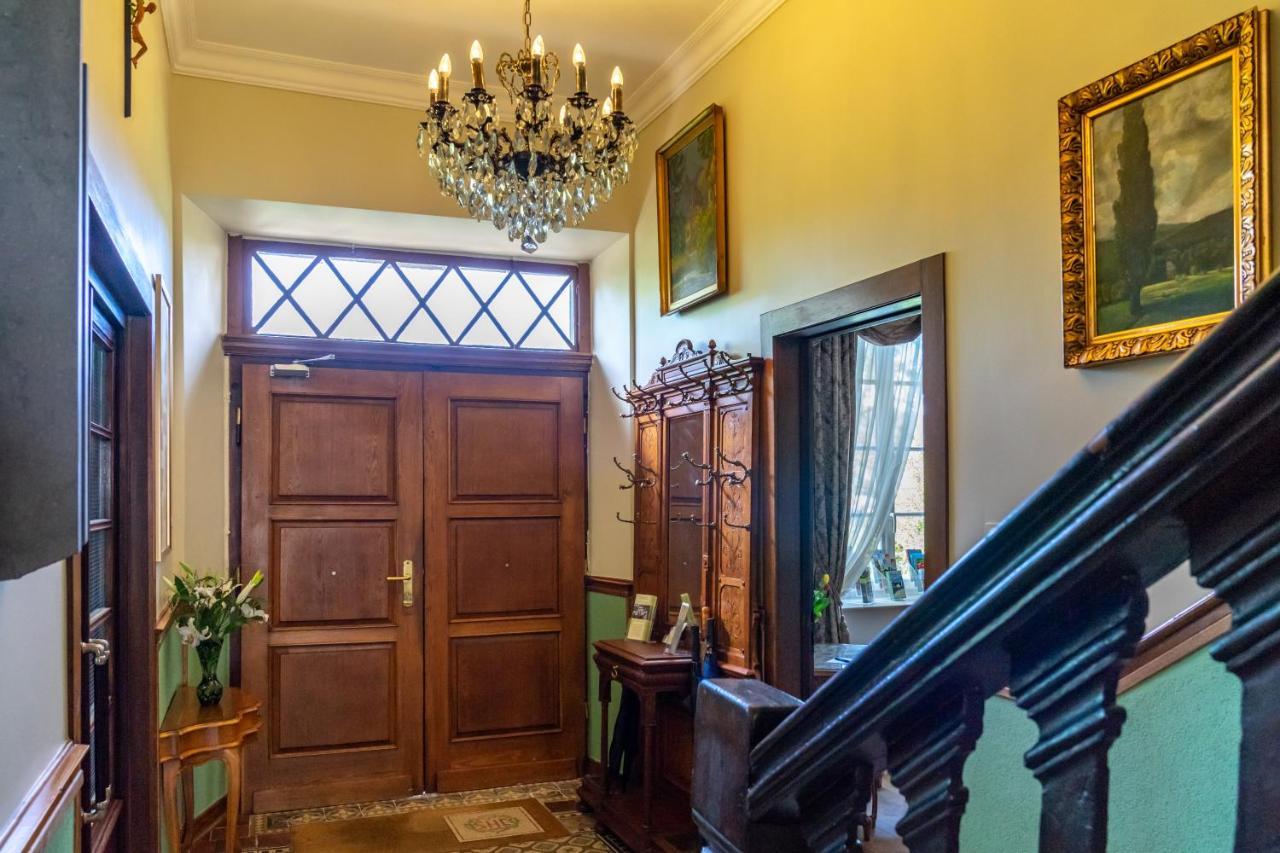Romantisches Hotel Zur Post Brodenbach Εξωτερικό φωτογραφία